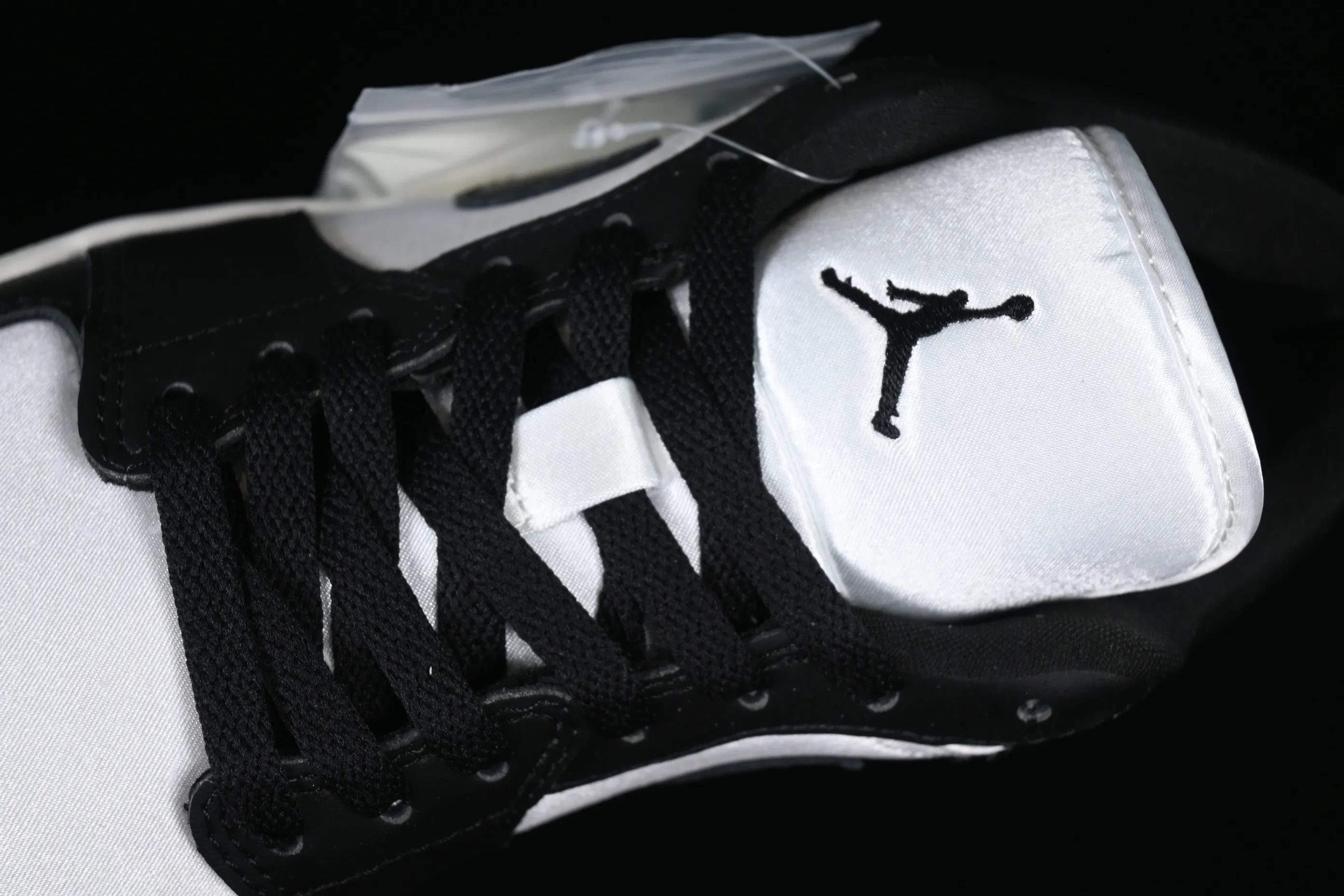 All categories Air Jordan Jordan series basketball shoes Air Jordan 1 Low Z version Air Jordan 1 Low "Vintage Panda" AJ1 Joe 1 silk black and white panda low-top basketball shoes FB9893-101